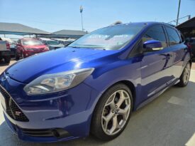 2013 Ford Focus 2.0i ST1 5 Dr For Sale in Durban