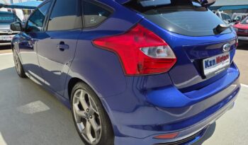 2013 Ford Focus 2.0i ST1 5 Dr For Sale in Durban full