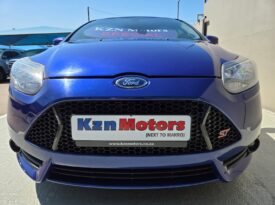 2013 Ford Focus 2.0i ST1 5 Dr For Sale in Durban