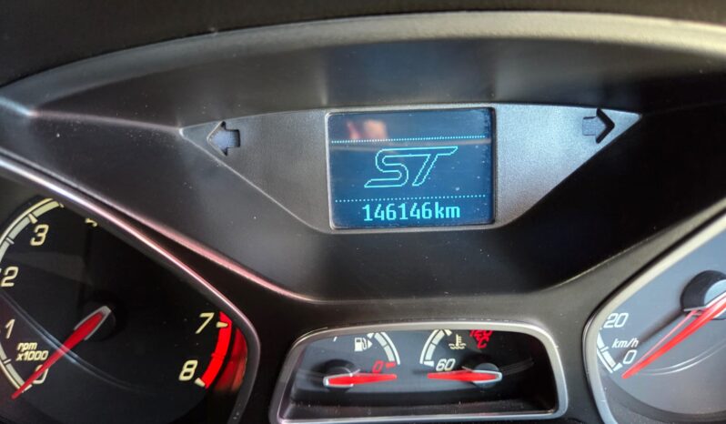2013 Ford Focus 2.0i ST1 5 Dr For Sale in Durban full