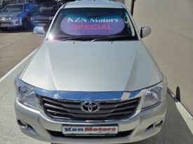 2014 Toyota Hilux 4.0i v6 Raider D/cab auto For Sale in Durban