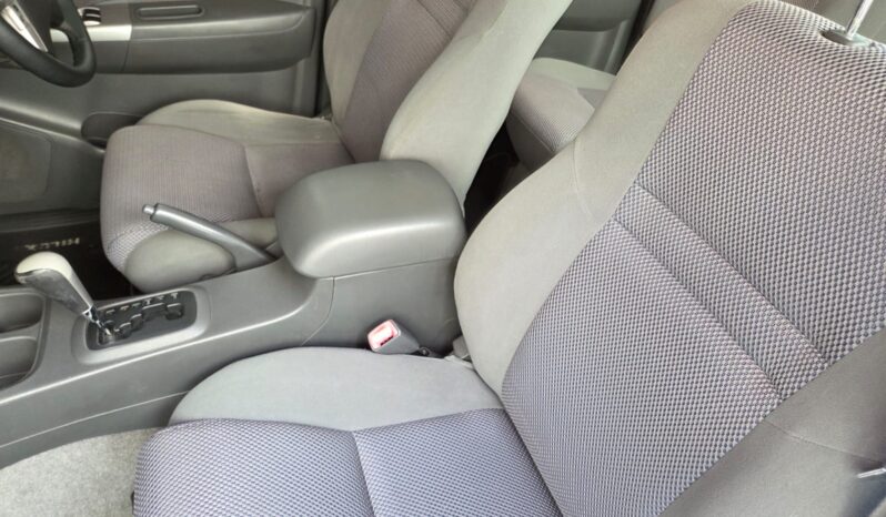 2014 Toyota Hilux 4.0i v6 Raider D/cab auto For Sale in Durban full