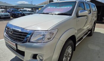 2014 Toyota Hilux 4.0i v6 Raider D/cab auto For Sale in Durban full