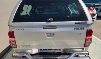 2014 Toyota Hilux 4.0i v6 Raider D/cab auto For Sale in Durban full