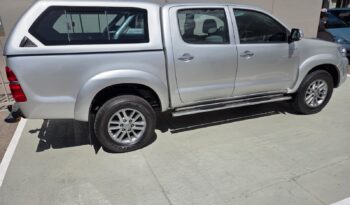 2014 Toyota Hilux 4.0i v6 Raider D/cab auto For Sale in Durban full