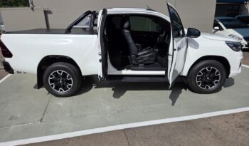 2020 Toyota Hilux 2.8 Gd-6 Auto Legend 50 Xtracab For Sale in Durban full