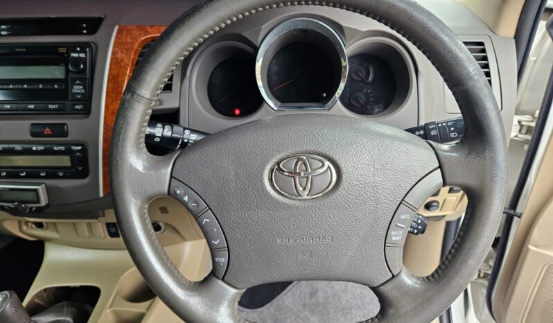 2011 Toyota Fortuner 3.0 D-4D Auto For Sale in Durban full