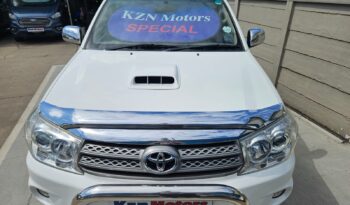 2011 Toyota Fortuner 3.0 D-4D Auto For Sale in Durban full