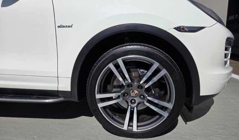 2011 Porsche Cayenne Diesel For Sale in Durban full