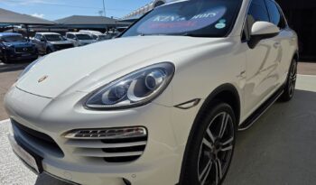 2011 Porsche Cayenne Diesel For Sale in Durban full