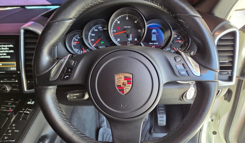 2011 Porsche Cayenne Diesel For Sale in Durban full