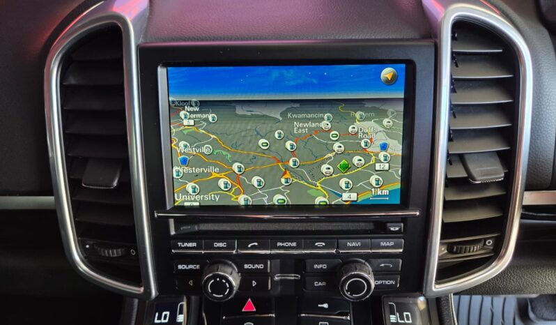 2011 Porsche Cayenne Diesel For Sale in Durban full
