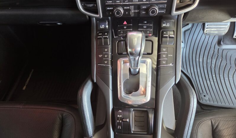 2011 Porsche Cayenne Diesel For Sale in Durban full
