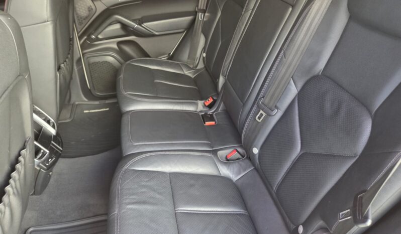 2011 Porsche Cayenne Diesel For Sale in Durban full
