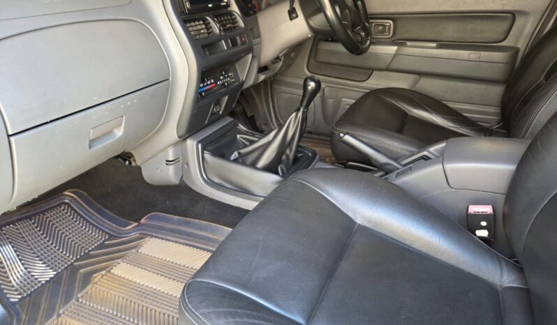 2019 Nissan NP 300 2.5 TDi SE D/Cab For Sale in Durban full