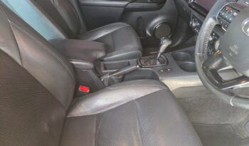 2019 Toyota Hilux 2.8GD-6 Legend 50 D/cab Auto 4×4 or Sale in Durban full