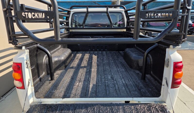 2023 Mahindra Pik Up 2.2 CRDe MHawk S4 4×4 s/cab For Sale in Durban full