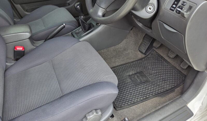 2006 Toyota Corolla 140i GLS Sedan For Sale in Durban full