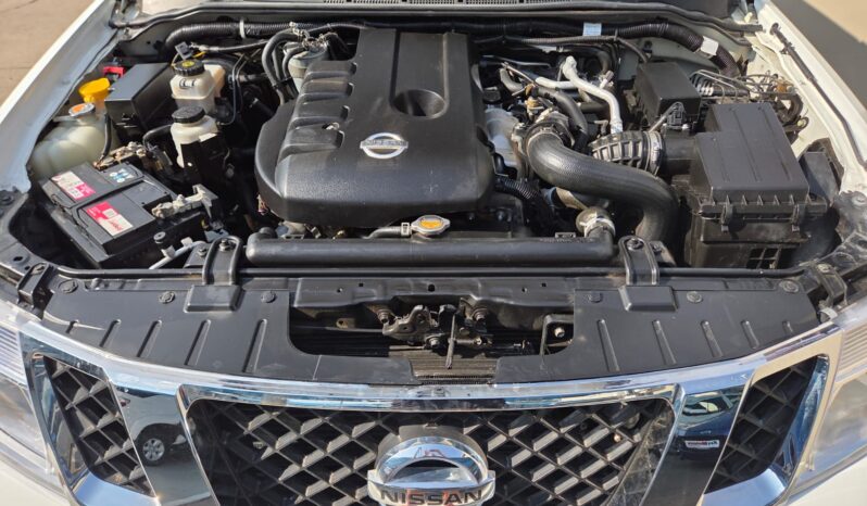 2013 Nissan Navara 2.5 DCi D/cab 4×4 LE For Sale in Durban full