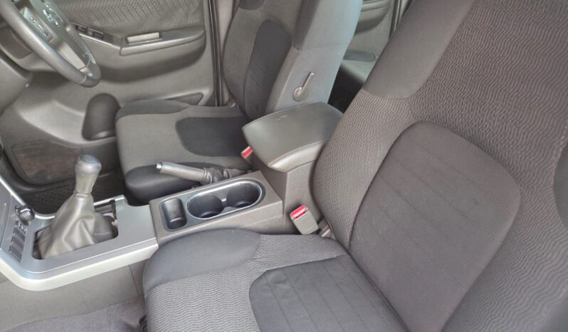 2013 Nissan Navara 2.5 DCi D/cab 4×4 LE For Sale in Durban full