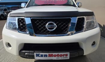 2013 Nissan Navara 2.5 DCi D/cab 4×4 LE For Sale in Durban full