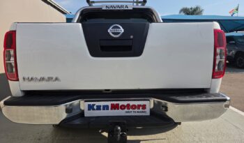 2013 Nissan Navara 2.5 DCi D/cab 4×4 LE For Sale in Durban full