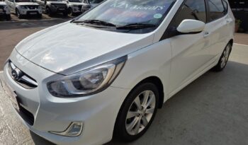 2015 Hyundai Accent 1.6i Fluid Auto 5 Dr For sale in Durban full