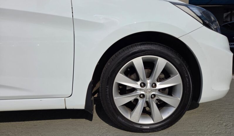 2015 Hyundai Accent 1.6i Fluid Auto 5 Dr For sale in Durban full