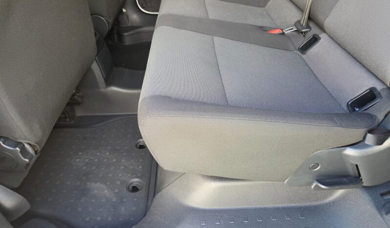 2017 VW Caddy 2.0 TDi Crew Bus For Sale in Durban full