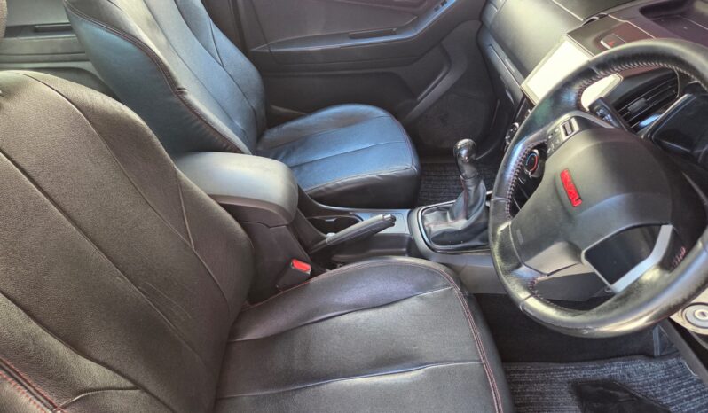 2016 Isuzu KB 250 D-Teq X-Rider D/cab Man 4×2 For Sale in Durban full
