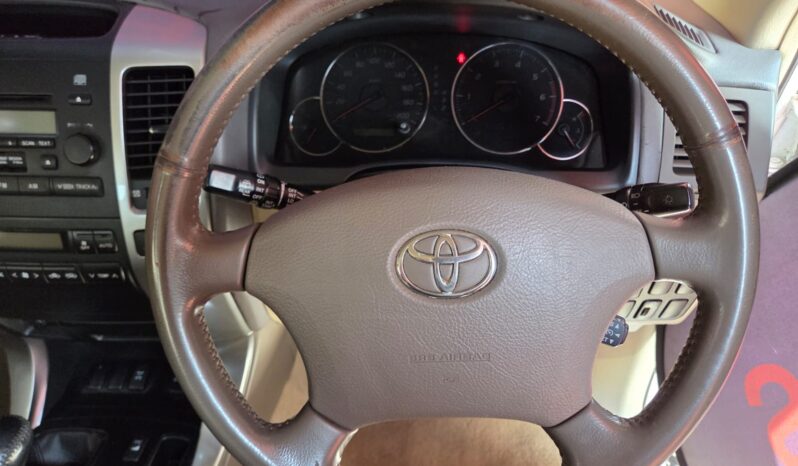 2005 Toyota Prado 4.0i v6 VX Auto For Sale in Durban full