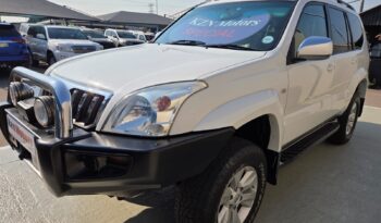 2005 Toyota Prado 4.0i v6 VX Auto For Sale in Durban full
