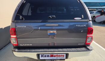2014 Toyota Hilux 3.0 D-4d Raider D/cab Man 4×4 For Sale in Durban full
