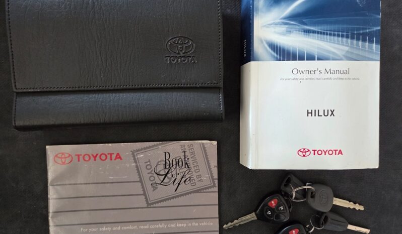 2014 Toyota Hilux 3.0 D-4d Raider D/cab Man 4×4 For Sale in Durban full