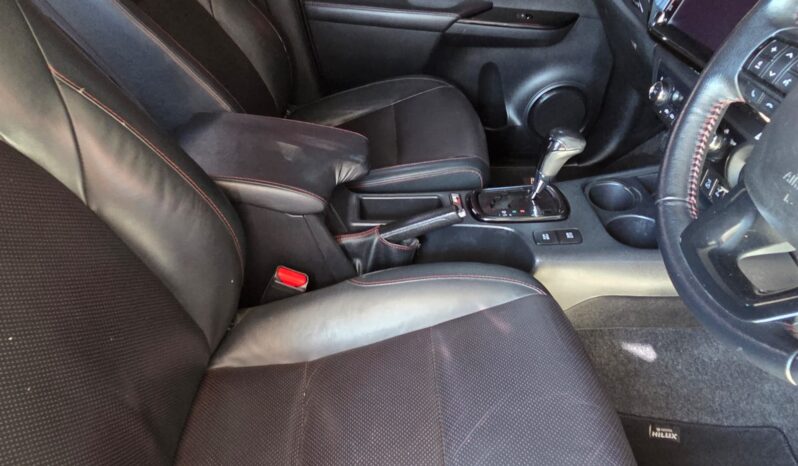 2019 Toyota Hilux 2.8 GD-6 GR-Sport D/cab Auto 4×4 For Sale in Durban full