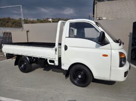 2019 Hyundai H-100 2.6D Dropsides For Sale in Durban