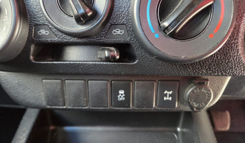 2018 Toyota Hilux 2.4 GD-6 SRX Xtracab Man 4×2 for Sale in Durban full