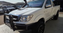 2010 Toyota Hilux 3.0 -4d Raider S/cab 4×4 For Sale in Durban