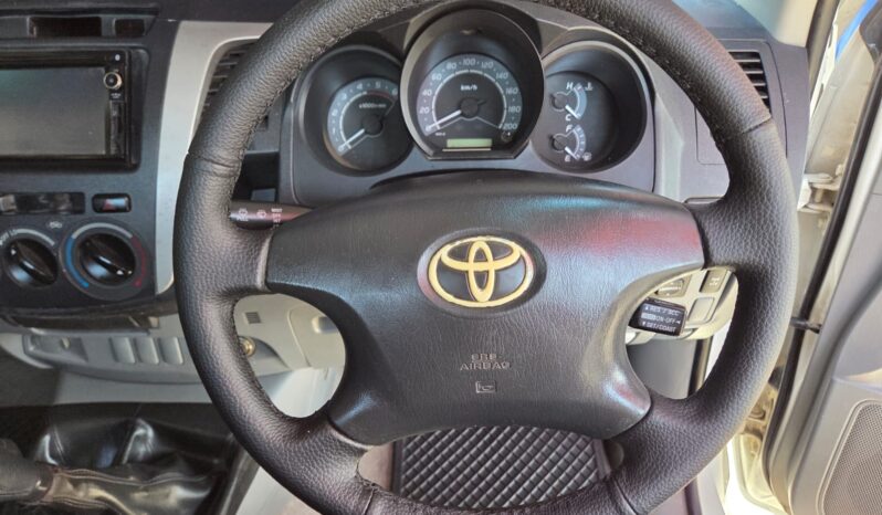 2010 Toyota Hilux 3.0 -4d Raider S/cab 4×4 For Sale in Durban full