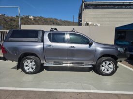 2017 Toyota Hilux 4.0i v6 Raider D/cab 4×4 Auto For Sale in Durban