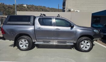 2017 Toyota Hilux 4.0i v6 Raider D/cab 4×4 Auto For Sale in Durban full