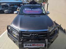 2017 Toyota Hilux 4.0i v6 Raider D/cab 4×4 Auto For Sale in Durban