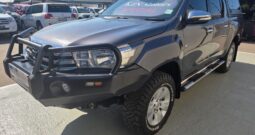 2017 Toyota Hilux 4.0i v6 Raider D/cab 4×4 Auto For Sale in Durban