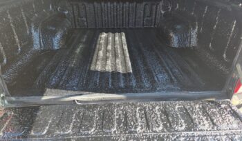 2017 Toyota Hilux 4.0i v6 Raider D/cab 4×4 Auto For Sale in Durban full