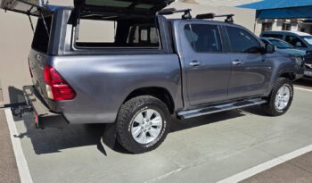2017 Toyota Hilux 4.0i v6 Raider D/cab 4×4 Auto For Sale in Durban full