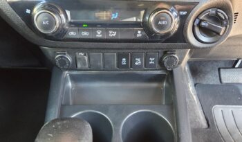 2017 Toyota Hilux 4.0i v6 Raider D/cab 4×4 Auto For Sale in Durban full