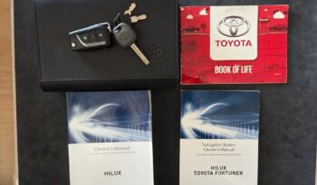 2017 Toyota Hilux 4.0i v6 Raider D/cab 4×4 Auto For Sale in Durban full