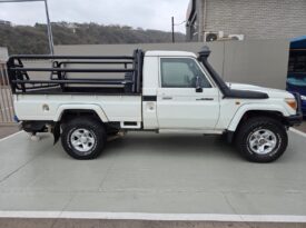 2014 Toyota Land Cruiser 79 4.5 D-4D v8 S/cab For Sale in Durban