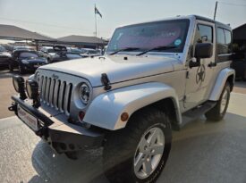 2012 Jeep Wrangler 2.8 CRdi Sahara Auto 2 Dr For Sale in Durban
