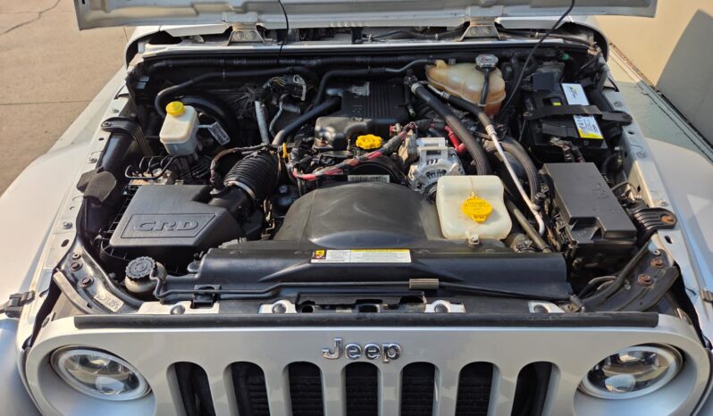 2012 Jeep Wrangler 2.8 CRdi Sahara Auto 2 Dr For Sale in Durban full